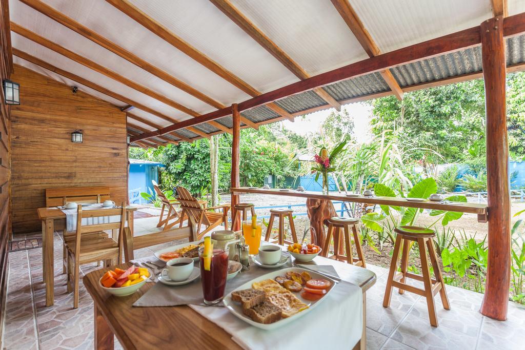 Relax Natural Village Adults Only Puerto Viejo de Talamanca ภายนอก รูปภาพ